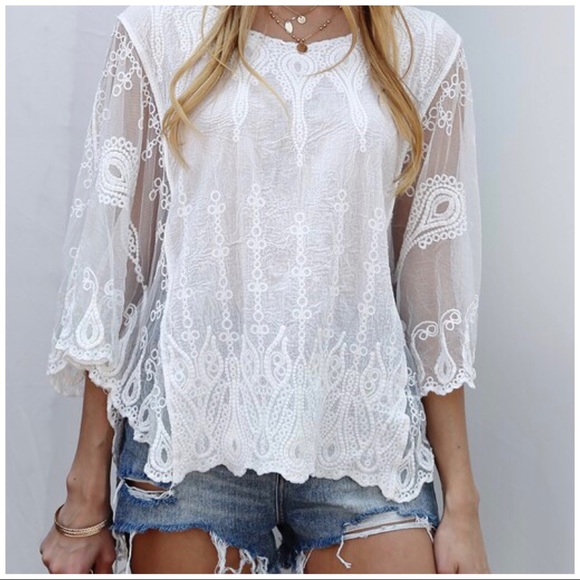 STUNNING BOHO LACE ANGEL SLEEVE TOP     1 left - Picture 4 of 9
